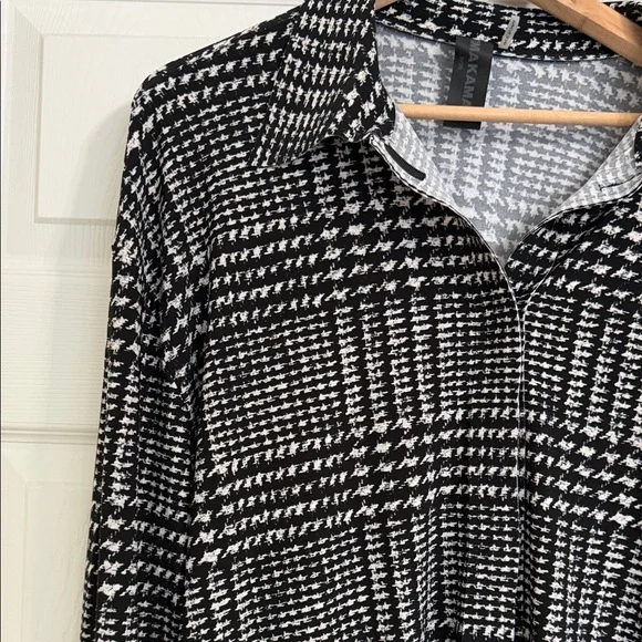 Norma Kamali Black and White Checkered Top - Picture 3 of 5
